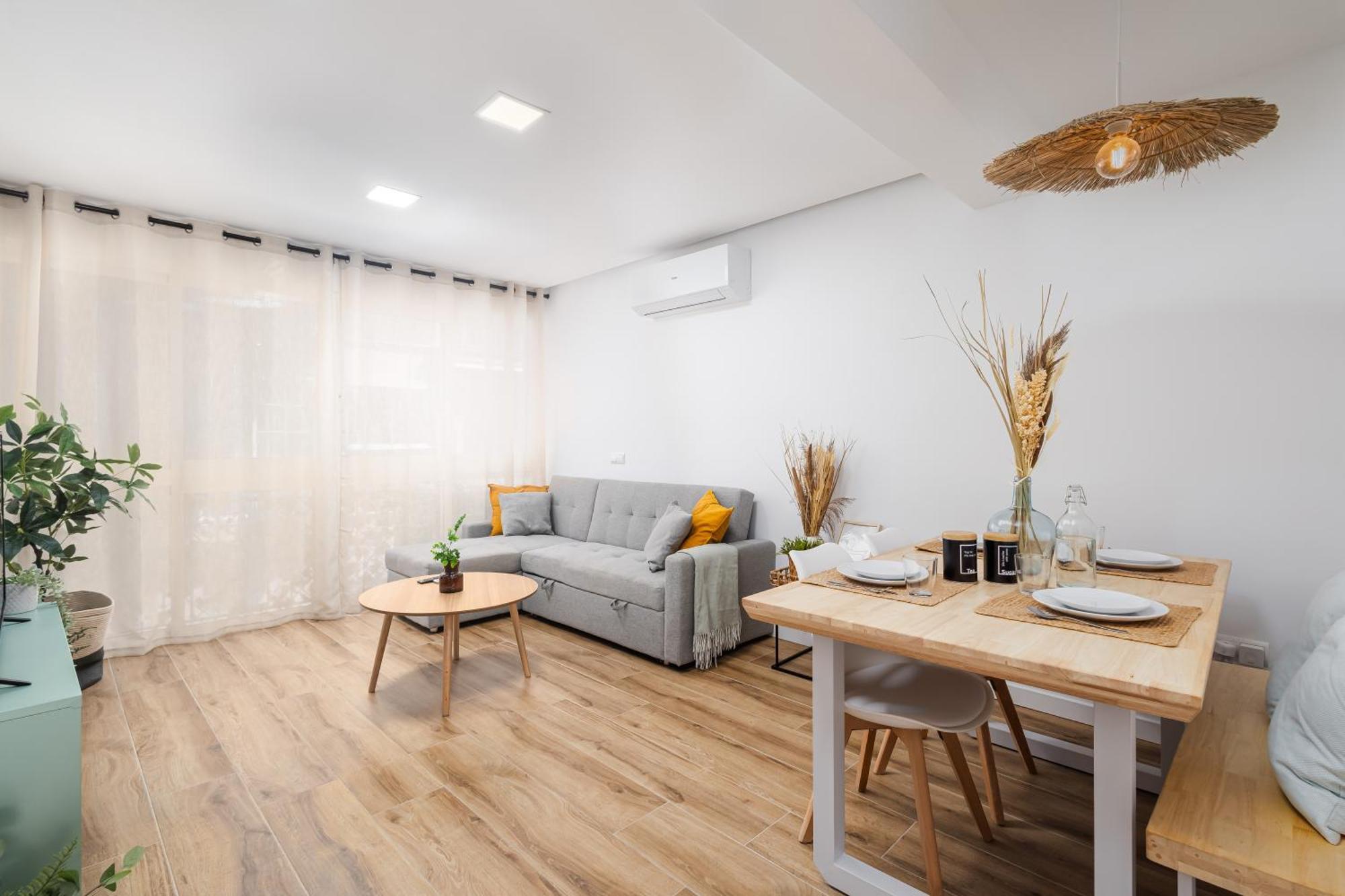 Nordik Apartments Urban - Centro "Reikiavik" Малага Екстер'єр фото